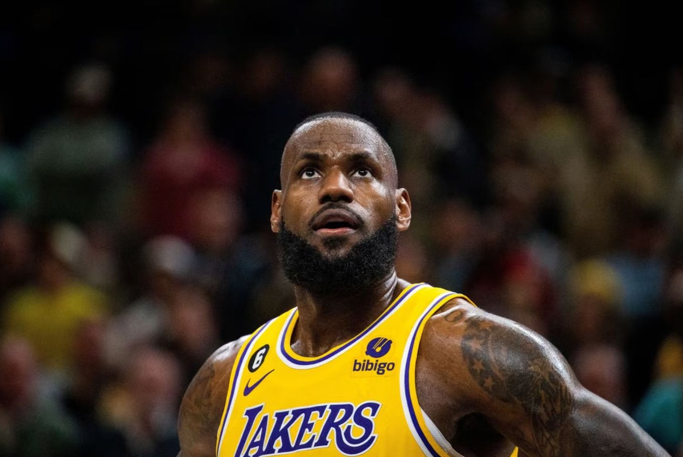 LeBron James returns to Los Angeles with history in his grasp